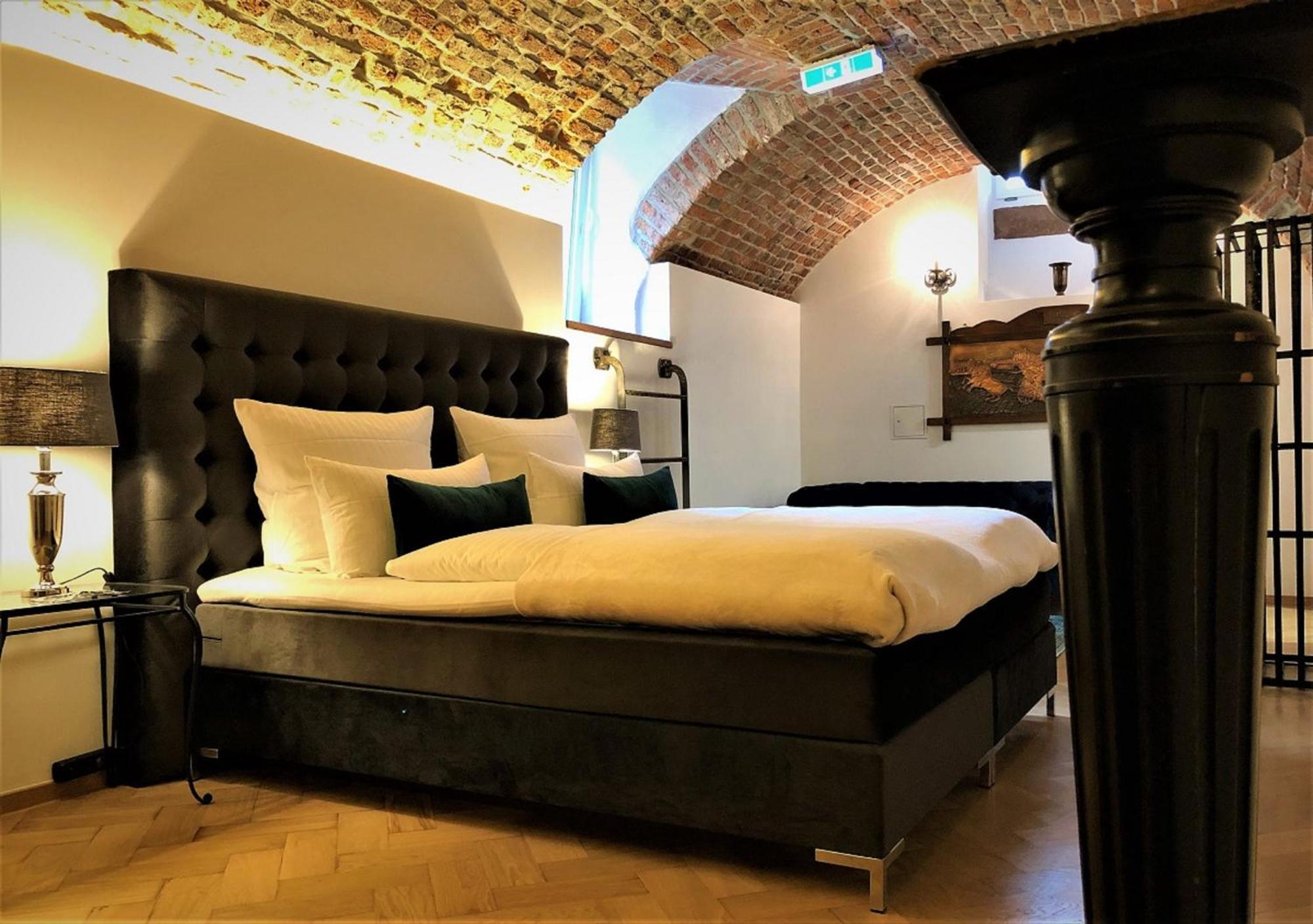 פרייבורג Historical Luxury Homes - Stadtvilla Mit Jacuzzi Und Garten מראה חיצוני תמונה
