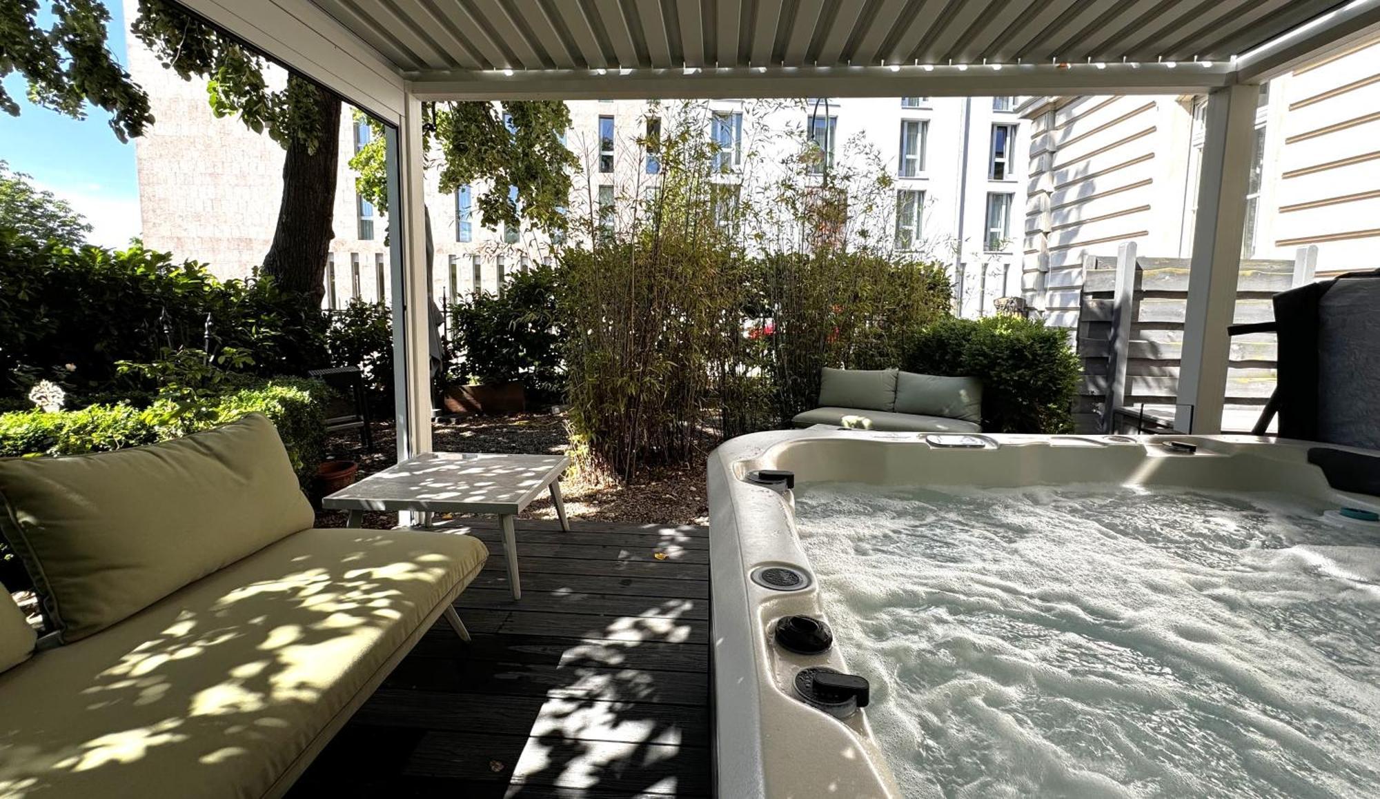 פרייבורג Historical Luxury Homes - Stadtvilla Mit Jacuzzi Und Garten מראה חיצוני תמונה