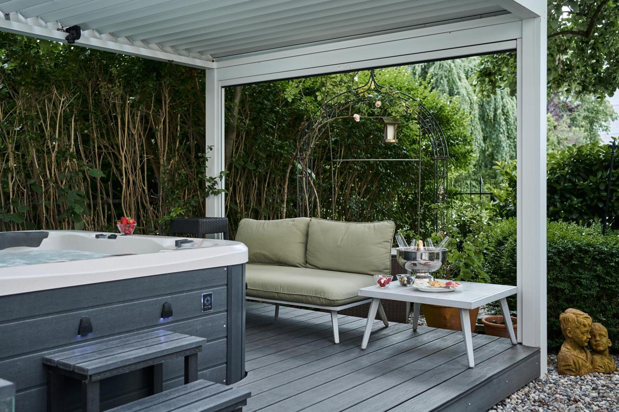 פרייבורג Historical Luxury Homes - Stadtvilla Mit Jacuzzi Und Garten מראה חיצוני תמונה